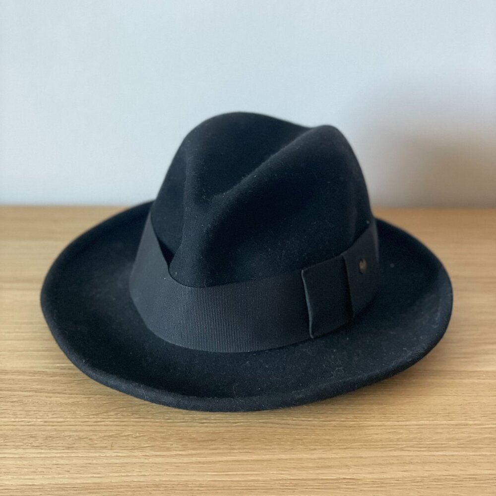 Yesey black felt hat Size L Made in Italy